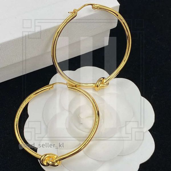 2023 Designer Nó Brincha Brincos Mulheres jóias de ouro Luxo Brinco de Huggie Circle Circle Circle Jewlery Charm Earings Stud Earing Cyd239086-3 436