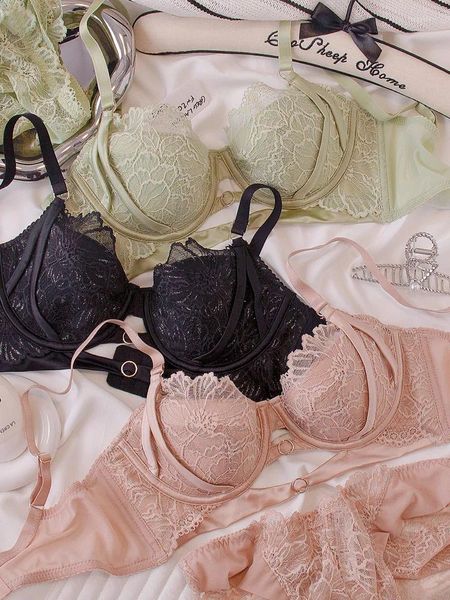 BHS -Sets sexy hohle Spitzen -BH -Set mit Stahlring Dünne große Brüste zeigen kleine Unterwäsche Girls Push Up Damen Desso Slip