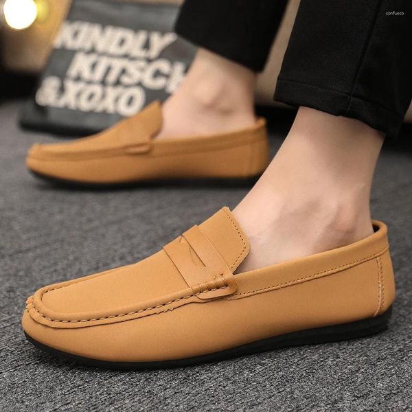 Sapatos casuais Couro masculino Top britânico Doudou Work Youth Slip-On Sloafers Comfort Daily Boat Sneakers Flat Sneakers