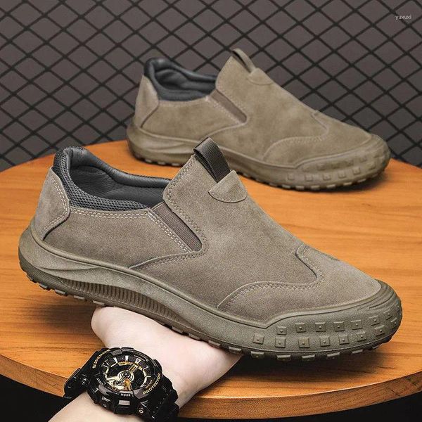 Casual Shoes 2024 Frühlings- und Herbst Atmungsaktivem Männer Einfacher stilvoller, vielseitiger Top weicher Sohle Anti -Slip