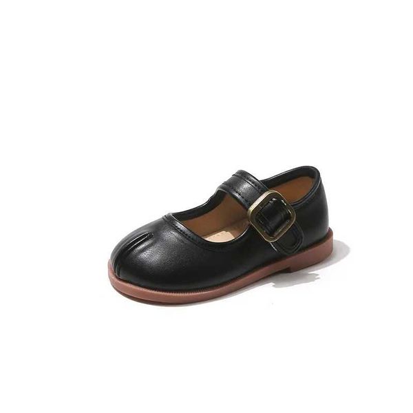 Sapatos planos crianças Mary Janes Plataforma Black Bege Plain Design Sapatos de couro meninas 21-30 Criança de criança Moda All-Match Kids H240504