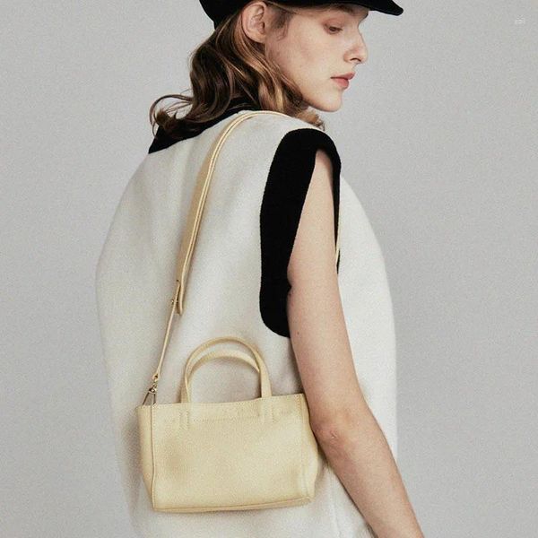 Bolsas de ombro primavera verão 2024 Mini-bolsa francesa Bolsa de moda de couro para meninas de meninas de couro multicolorida