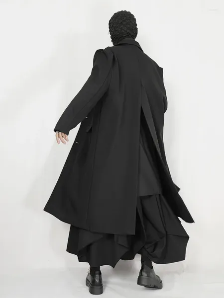 Herrenjacken Herbst Dark Wear Style Kleidung Trench Copfel Langes Typ Nische Design schwarz locker über dem Knie