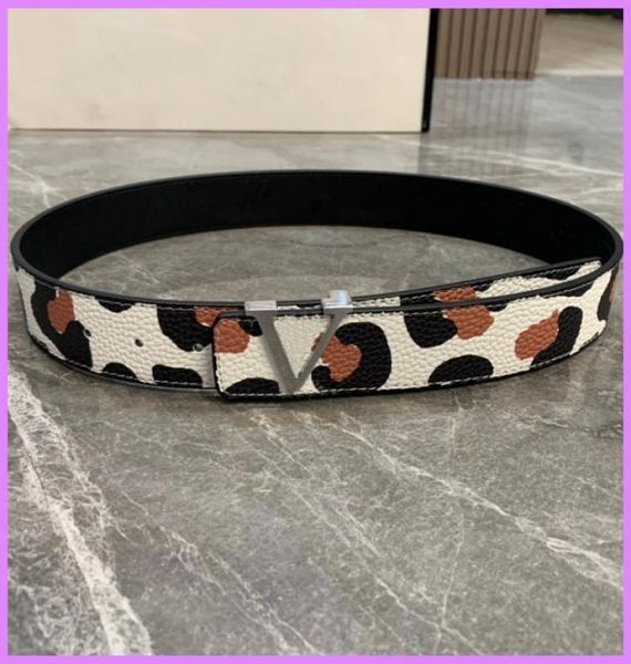 New Leopard Print Belt Fashion Belts Designer masculino Corrente Negócio Letras Reversíveis