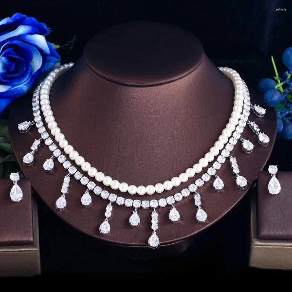 Orecchini di collana set Beaqueen Luxuria a 2 a strati a strati Orecchie da goccia d'acqua per perle per perla