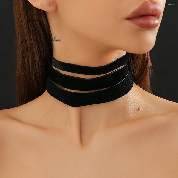 Choker Ingesight.z 5pcs/set gotisch schwarz breite koreanische Samt Halskette für Frauen sexy Party Kurzes Weihnachtsschmuck Geschenk