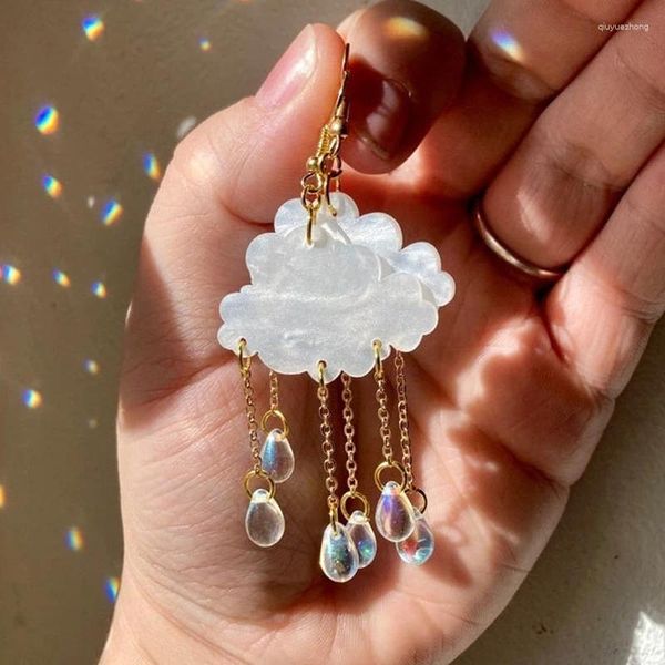 Orecchini a pennaglie creativo acrilico bianco Rain Cloud Drop per donne Girl Clear Crystal Wedding Party Holiday Hawaii Giochi di gioielli