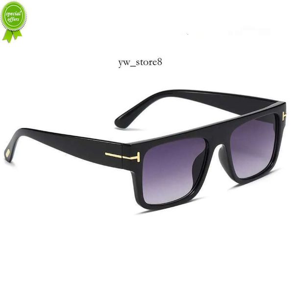 Designer di occhiali da sole Tom Fords Sunglassia James Bond Occhiali da sole Uomini Donne Brands Sun Glasses Super Star Celebrity Box Driving Fashion Trend Brand 1093 12A2