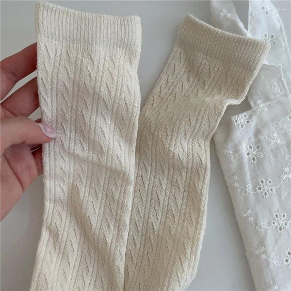 Frauen Socken Spcity Sweet Girl hohl aus Masch Baumwolle Feste Farbe College -Style Long Tube Lolita süße atmungsaktive Frauen