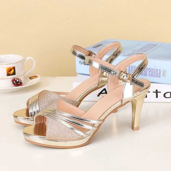 Kleiderschuhe Neue Peep Toe High Heeled Women Sandals Mode Damen Sommermarke Spike Heels 6 cm Gold Silber für H240504