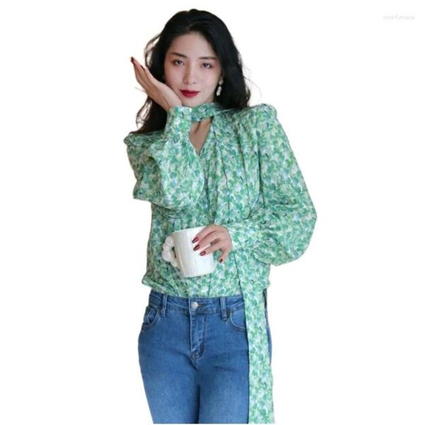 Женские блузки весны дизайн чувства офиса темперамента зеленого печати V-образной с длинным рукавом вершины винтажные тонкие легкие рубашки