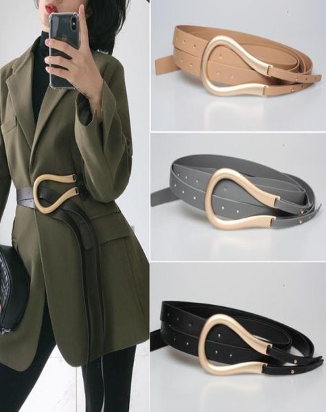 Fashion Women Gold Metal Metal Celts Curved Horseshoe U Buckle Microfiber Leather Belt para camada de vestido Ps0582 559 T25552122