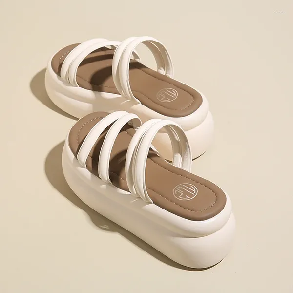 Sandálias Mulheres 7,5 cm de alta plataforma de plataforma hollow moles sapatos