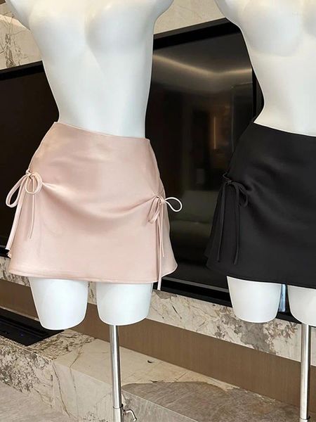 Юбки модная атласная мини-юбка женщины уютные днищики высокая талия сексуальная девушка корейская а-линия газета уличная одежда Американская ретро