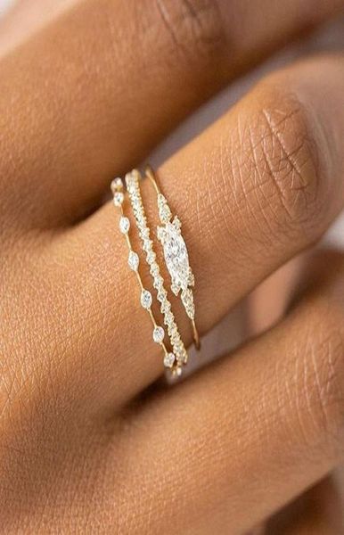 Cluster Ringe Ins Style Gold Farbe Noble Trend für Frauen Eintrag Lux Zirkon Midi Finger Girl Jubiläum Schmuck KAR2296869996