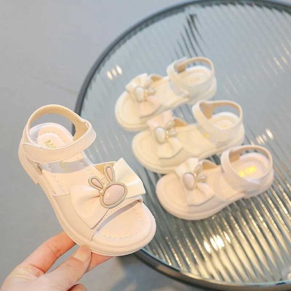 Sandals Girls 2024 Summer Children Sweet Bow Rabbit Princess Shoes Fashion Versatile Soft Sole Beach Cash Kids H240504