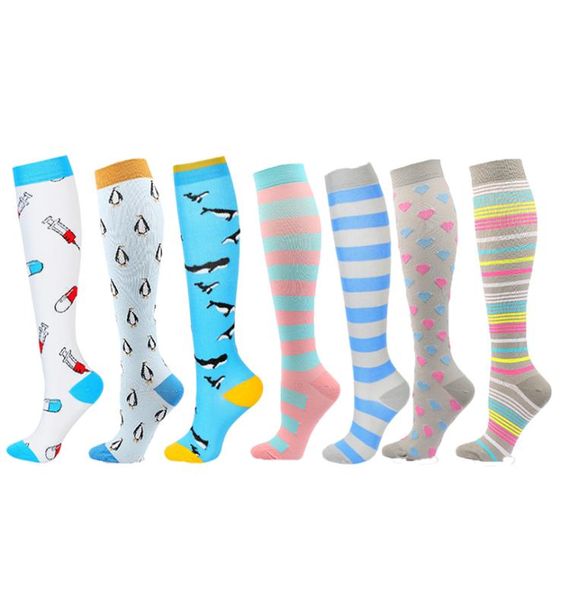 Kompressionsstrümpfe Frauen Männer Drucksocken Kompress Sport hellgrau dunkler Liebesstreifen Penguin Muster Nylon Spaß Sm9342251