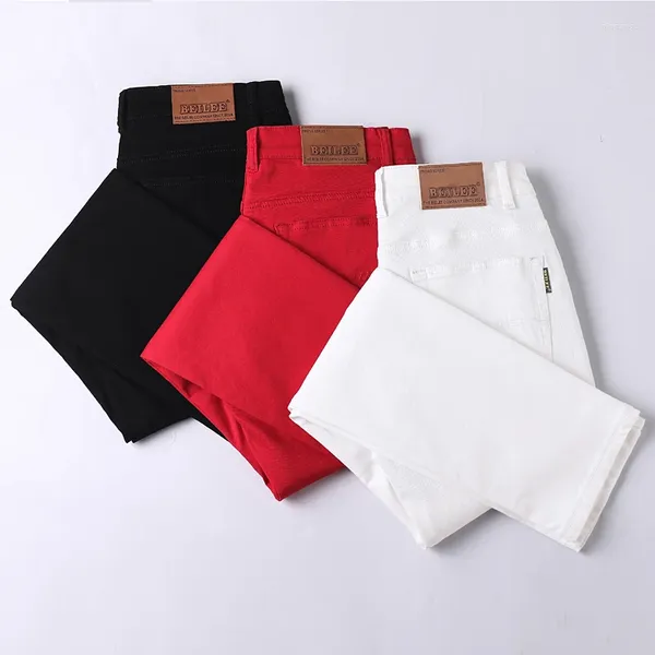 Jeans maschi pantaloni in denim tendenza temperamento casual moda elastico dritto sottile bianco rosso nero pantaloni freddi per tutta la stagione