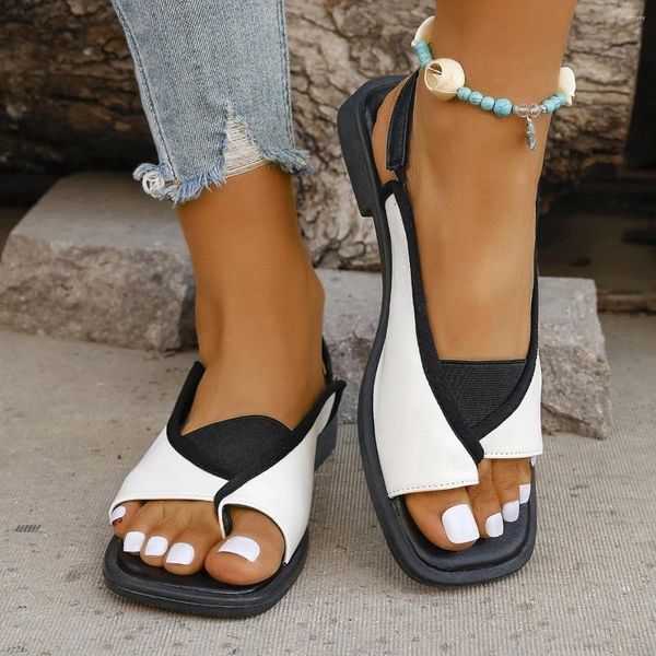 Сандалии летние женские причинные пляжные туфли 2024 римские квадратные носки с низким уровнем каблука