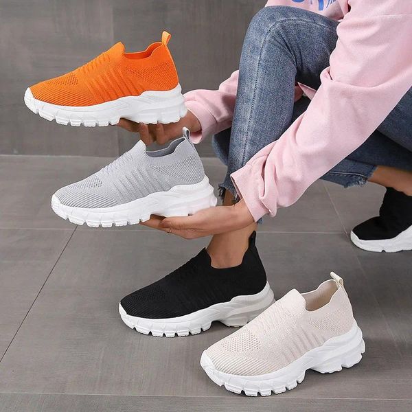 Scarpe casual Europa America di grandi dimensioni Sneaker femminili 2024 Maglia Autunno primaverile BIANCO SPOSTO BIANCO BIANCO