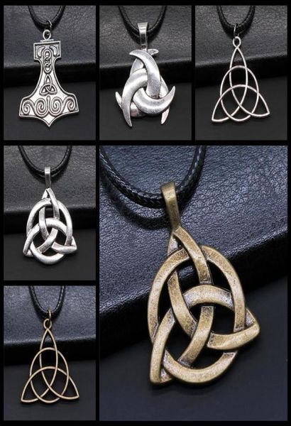 Triquetra Knoten Amulett Religiöser irischer Anhänger Skandinavischer Kreis Trinity Statement Schmuck für MEN594296