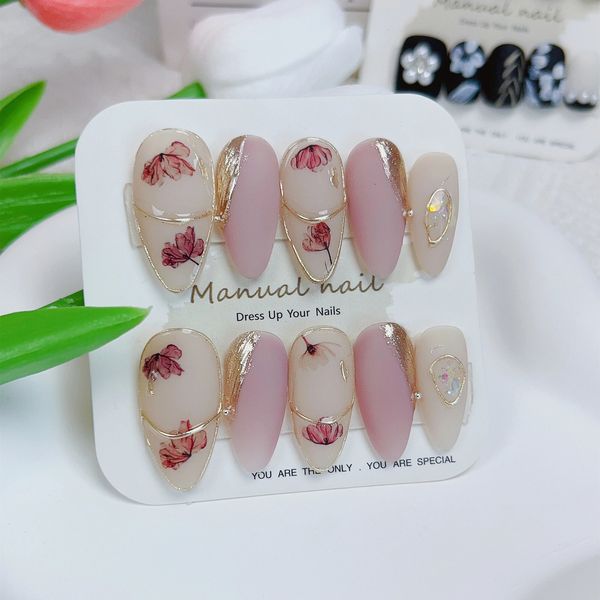 Forme di mandorle Pressa glassata francese rosa sulle unghie con specchio magico chic e femminile in EMMABEAUTY Storeno24158 240430