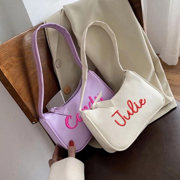 Sırt çantası kişiselleştirilmiş isim moda mini omuz çantası düz renk işlemeli özel madeni para çanta telefon retro totes çanta kadınlar için