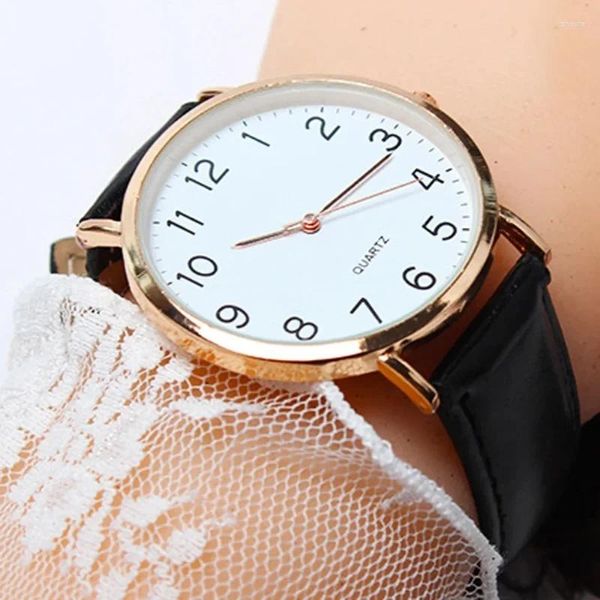 Relógios de pulso simples relógios comerciais relógios analógicos de quartzo vintage assistir número árabe Strap Minimal Round Dial Classic Black Leather