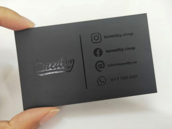Конверты высококачественная визитная карточка 300G, настраиваемая горячая штамповка, черный эффект ультрафиолета, поверхностное ламинирование, бесплатный дизайн