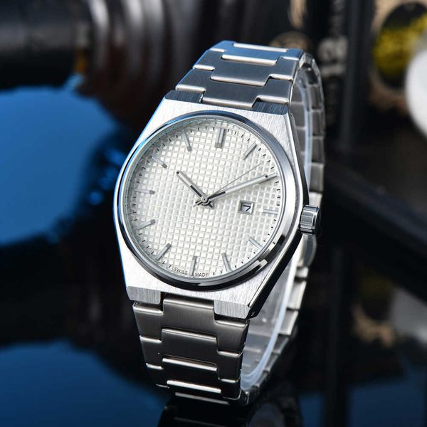 Designer Watch Reloj Uhren aaa quartz Uhr S Home Quartz Watch Three Pin Kalender Stahlband wasserdichtes Glow Business -Paar YCD012