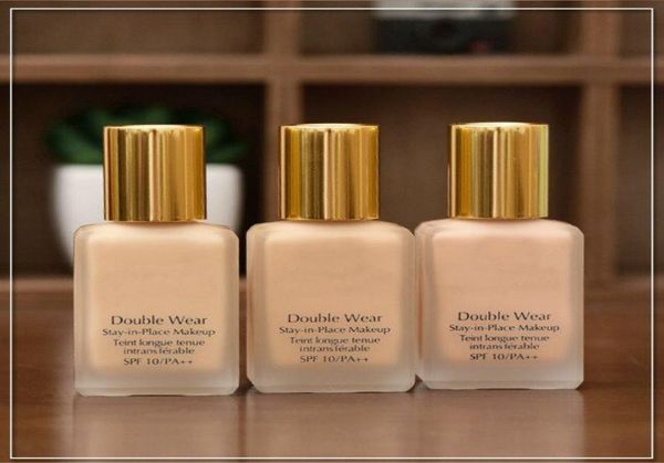 Double Wear Foundation Liquid 2 цвета оставаться на месте.