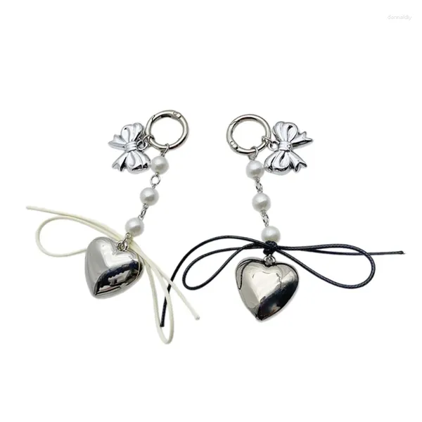 Keychains Love Heart Keychain Stylish Bag Anhänger Charm Alloy Material Fashion Accessoire Perfektes Geschenk für Frauen und Mädchen