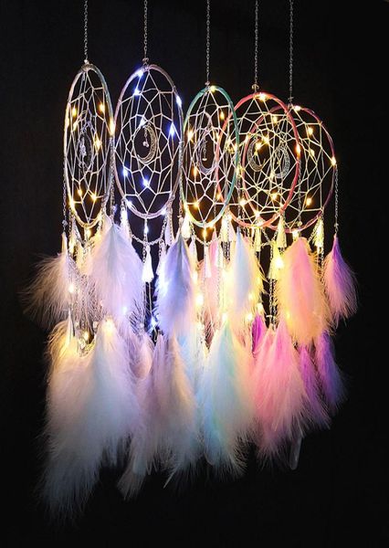 Handmade Led Moon Light Dream Catcher Feathers Car Home Wall Hanging Decoration Ornament Gift Dreamcatcher Wind Chime 10 Colors2211016