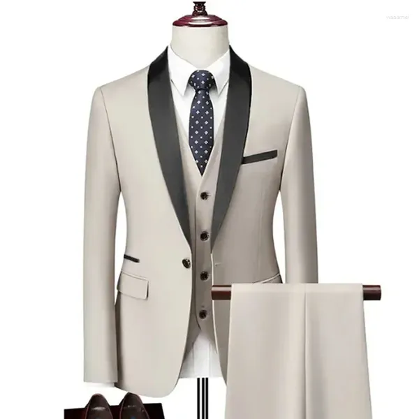 Terno masculino Roupas para homens Blazers 2 Definir vestido de noiva formal Tuxedo Suit de terno elegante 3 peças Jaquetas de negócios de luxo calças de colete