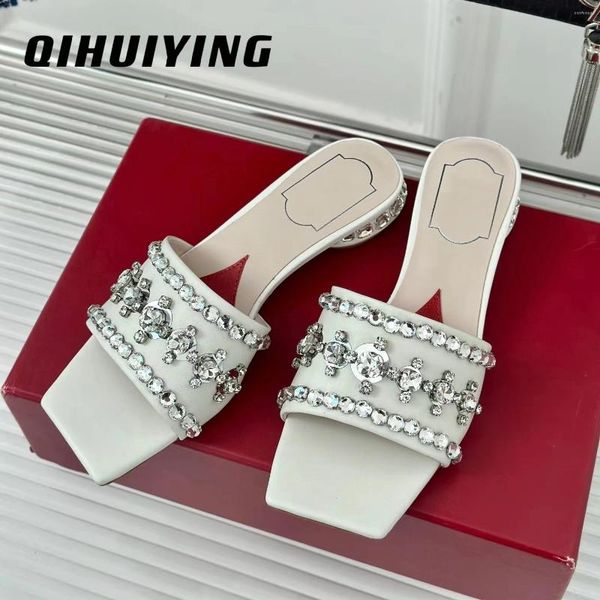 Slippers 2024 EST Summer Blingbling Diamond Genuine Square Toe Mulher Mulles Banquet Slides de praia Flip-flop Botas Mujer