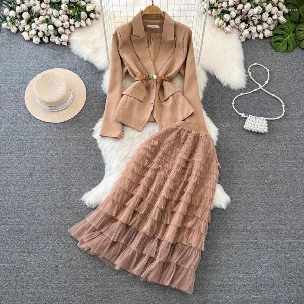 Vestidos de trabalho Luxury 2 Peças Conjunto de mulheres moda elegante Primavera Autumn Autonged pescoço de peito de manga longa de manga longa Salia de bolo de casaco