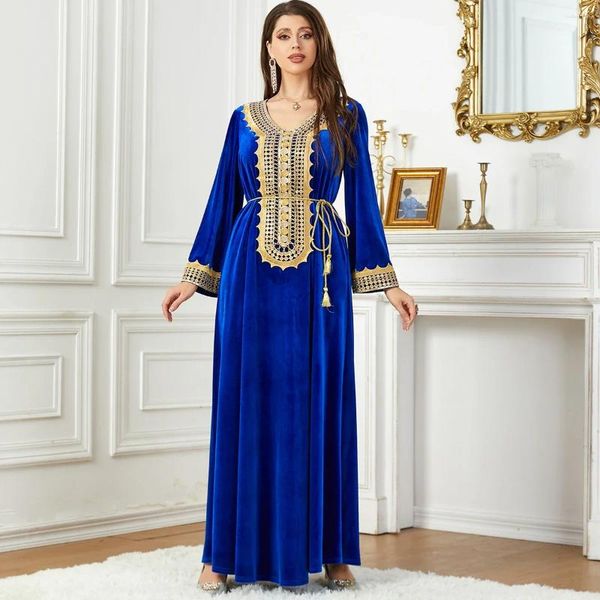 Etnik Giyim Sonbahar Abaya Kadınlar için Velvet Altın Aplikler İslami Uzun Elbise Müslüman Dubai Partisi Elbiseler Ramazan Kaftan