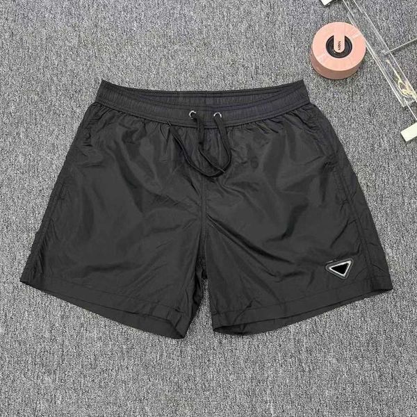 Pantaloncini da uomo pantaloncini da nuoto maschile bordo di design breve asciugabile rapido traspirante con reti di costumi da bagno a rete sport in palestra di boxe indossare le vacanze bermudas47ns