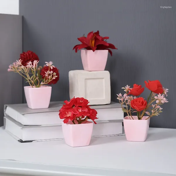 Dekorative Blumen 4pcs Simulation Blume kleine Topfpflanze Kombination.Platzierung des Wohnzimmers für Wohnzimmer usw.