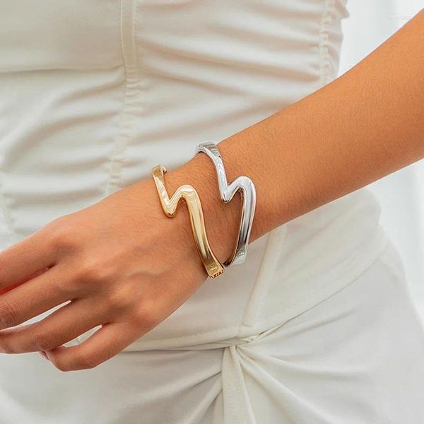 Braccialetti a forma di z curvo di lusso hip-hop punk per bracciale per donne gioielli di moda accessori minimalisti