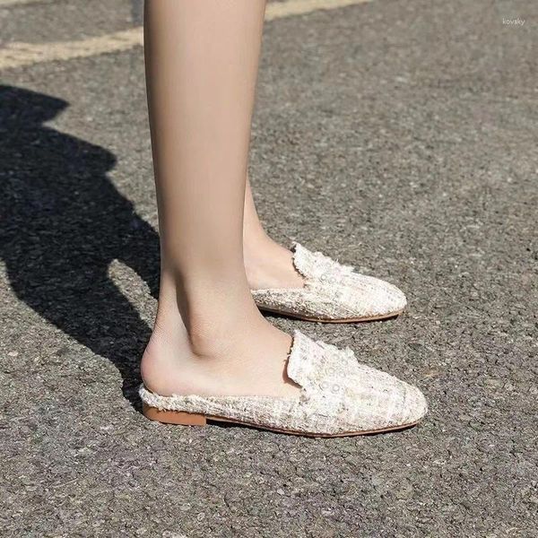 Pantofole femmina estate indossare moda piatta interamente match baotou a metà trascina 2024 cimone piccole scarpe pigro profumi profumati