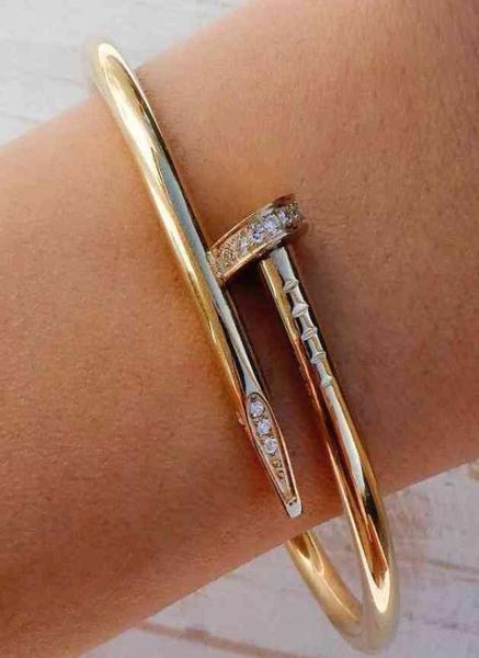 2021 Luxo 18K Princadeiro de cobre para parafuso de cobre de 18k Pulseira de parafuso de ouro Bracelete de unhas Diamond Diamond Women Bracelet8830818