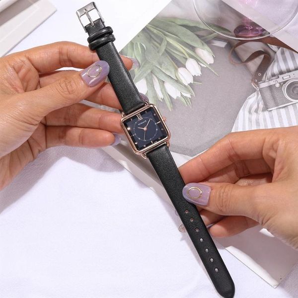 Relógios de pulso Trendy Square Dial Quartz Women Lady Pu Leather Casual Watch