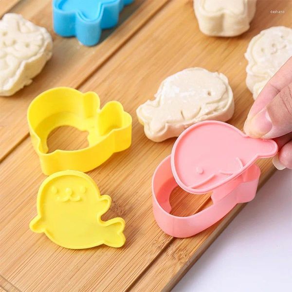 Moldes de cozimento 4pcs cozinha cozinha biscoito molde diy cartoon animal arroz bola moldes simples