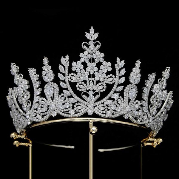 Bandas da cabeça Novo CZ Tiara AAA Pedra de Zircônia com Coroa de noiva Elegante e magnífica feminino Festa da coroa Coroa de casamento Acessórios para cabelos Q240506