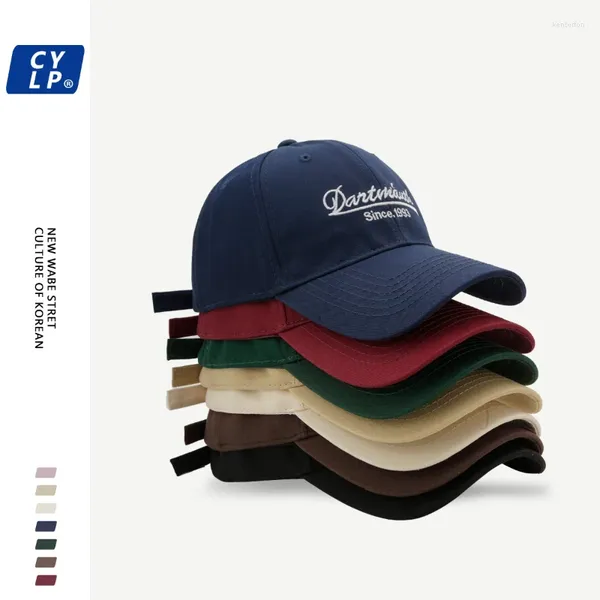 Berets Koreanische Version von Four Seasons Letters Sticked Baseball Caps für Männer und Frauen im Freien