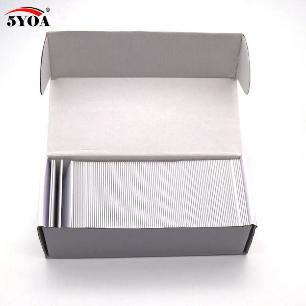 Carta 50pcs EM4305 T5577 Spessa scheda vuota da 1,8 mm Cards di chip RFID 125 KHz Copia riscrivibile riscritta Duplicato 125KHz