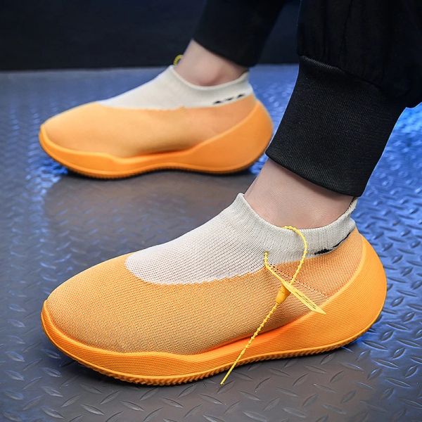 Schuhe nieuwe lässig MANNEN SOKKEN SNEAKERS PLUSE Size Mannen Sportschoenen Lichtget Plattform Sneakers Mann Outdoor Mode Jogging Slip Op Op