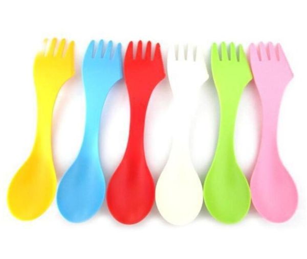 3 in 1 Plastikmesser Löffel Gabel Messer Bestecksets Camping -Utensilien Spork Dinnerwaren Sets Kunststoff -Reise -Gadget -Besteck -Werkzeug L7228431