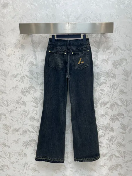 Nuovi pantaloni da tasca da tasca da streetwear di moda pantaloni ricamato da donna ad alta vita eleganti jeans